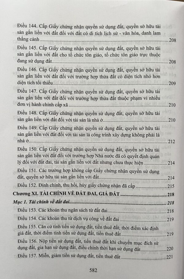 Luật đất đai năm 2024 và án lệ giải quyết vụ án, vụ việc về đất đai trong thực tiễn xét xử - Hình ảnh 20